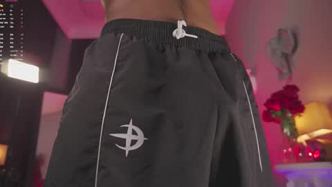 colstorw_ online show from February 3, 10:09 am