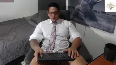coltonmassif_ online show from June 13, 9:18 am
