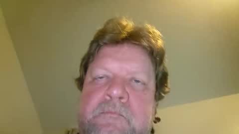 ColumbiaFling online show from May 3, 3:20 am