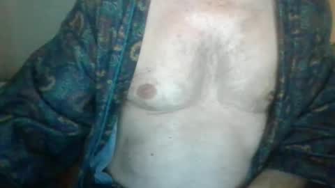 Snapshot of comeonmymouth chatting on March 2, 2:04 pm comeonmymouth online show from March 2, 2:04 pm