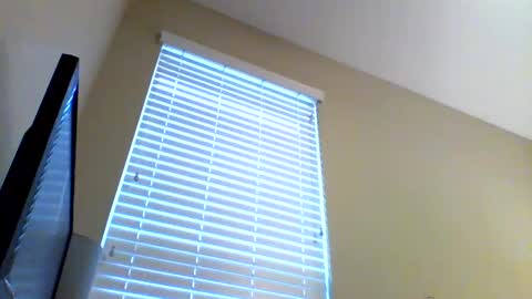 cooldude122222 online show from January 26, 5:44 pm