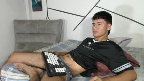 shiro online show from March 30, 8:43 pm