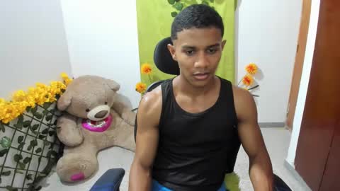 Ethan  online show from December 7, 6:04 pm