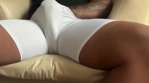 Rouge Views online show from March 25, 4:44 pm