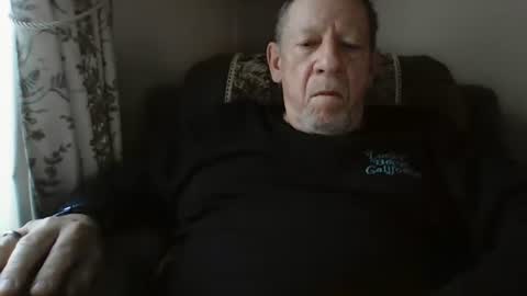 courieral1 online show from November 9, 7:45 am