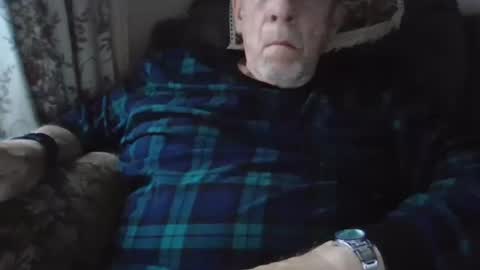 courieral1 online show from October 11, 7:56 am