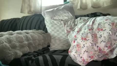 coyotecock9 online show from November 8, 12:14 am