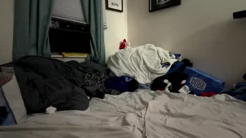 crazydill28 online show from March 12, 12:18 am