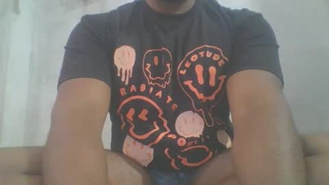 crazzy_booy online show from February 1, 3:38 am