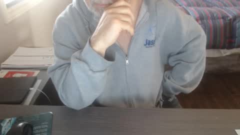 Creamormilk online show from October 9, 2:22 pm