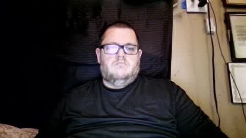 The hopeless romantic online show from December 23, 8:57 pm