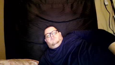 The hopeless romantic online show from December 10, 9:43 pm