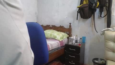 cris_simons online show from March 11, 12:54 am