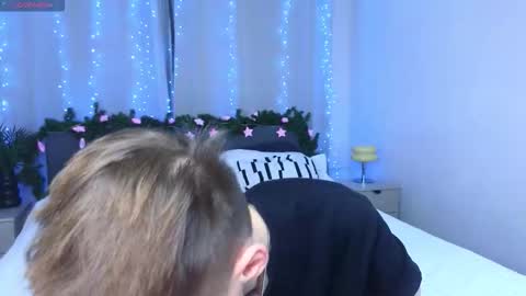 Chris online show from December 4, 2:57 pm