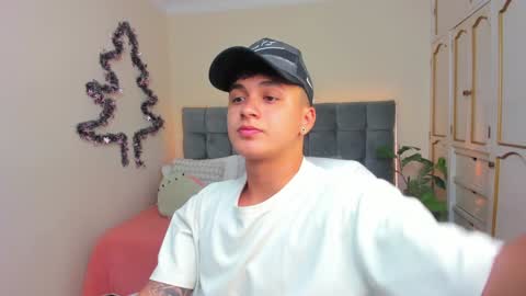 Cristopher online show from January 7, 12:37 pm