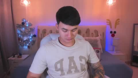 Cristopher online show from December 7, 2:02 pm