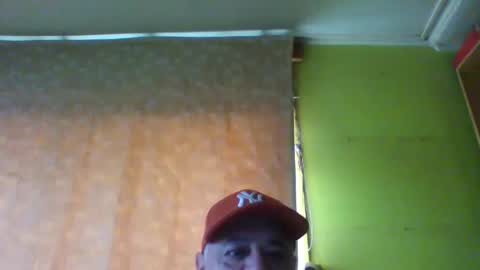 crmperez online show from February 17, 6:51 pm