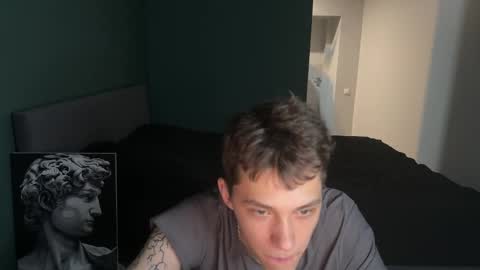 cronck52 online show from December 13, 9:32 pm