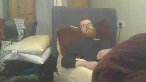 chris online show from February 16, 12:41 am