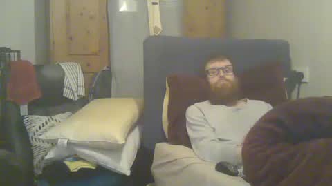 chris online show from April 21, 12:35 am