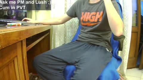 Leo online show from October 31, 4:21 pm