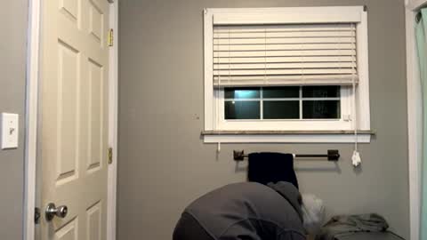 ConCon online show from December 15, 2:52 am