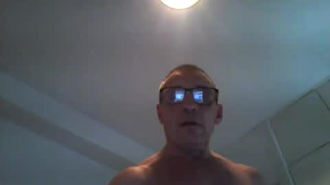 Alan online show from February 3, 4:12 pm