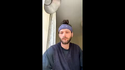 cumsmokeup online show from April 18, 3:35 pm