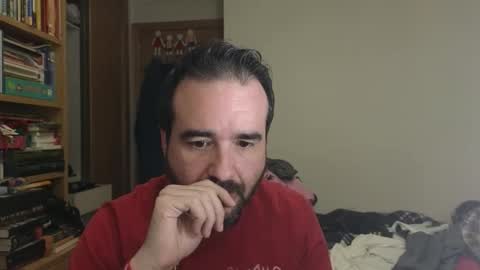 curiosillo1983 online show from November 25, 8:33 pm