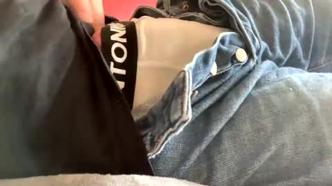 curiosthings online show from February 16, 8:10 am