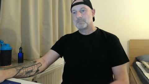 Snapshot of curman85 chatting on September 29, 11:00 pm Curman85 online show from September 29, 11:00 pm