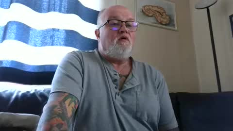 curtus14 online show from May 17, 7:05 am