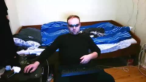 cute69696969 online show from January 7, 12:15 am