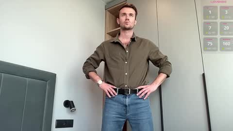 cute_skywalker online show from September 12, 2:50 pm