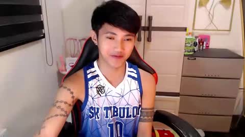 Steph online show from March 27, 12:26 am