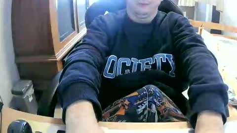 Cuteboy090 online show from October 27, 11:45 am