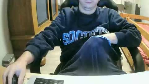 Cuteboy090 online show from September 21, 4:18 pm