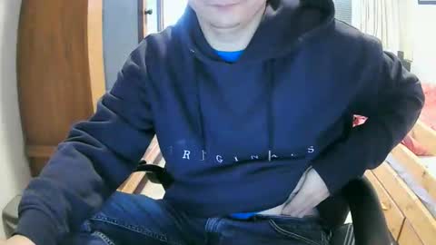 Cuteboy090 online show from September 18, 12:40 pm