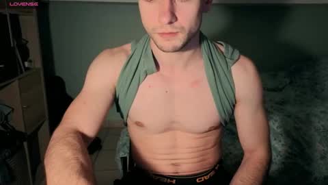 cutesubtwink101 online show from January 16, 7:49 pm