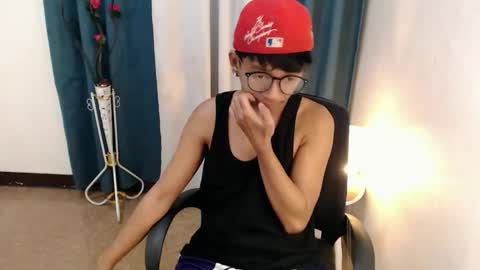 cutie_mico online show from May 1, 12:08 pm