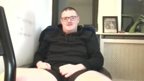 Walker online show from October 22, 11:08 pm