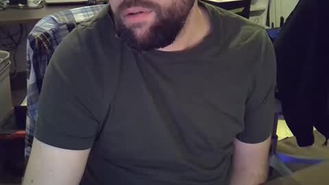 cyrsug online show from December 19, 3:42 pm