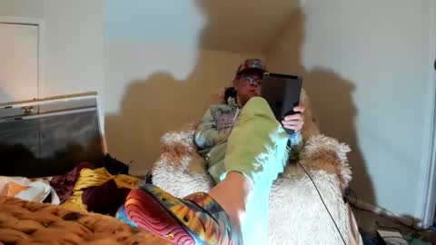 Andrew Thomas online show from November 25, 9:22 am