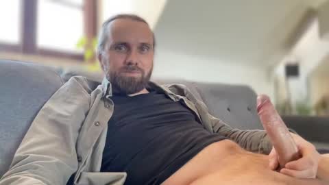 Snapshot of d0n_gi0vanni chatting on March 5, 11:28 am d0n_gi0vanni online show from March 5, 11:28 am