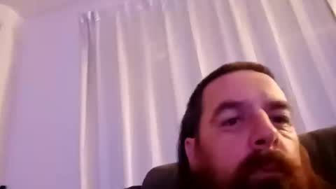 Snapshot of d1988 chatting on February 19, 10:01 am D online show from February 19, 10:01 am