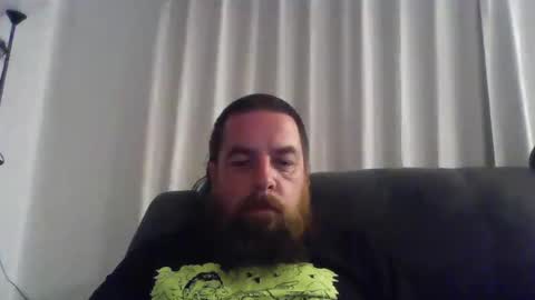 Snapshot of d1988 chatting on December 8, 9:13 am D online show from December 8, 9:13 am