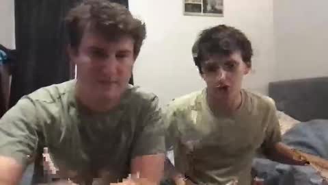 Aeboy12 online show from November 5, 6:32 pm