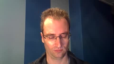 daanschr online show from December 6, 2:13 am