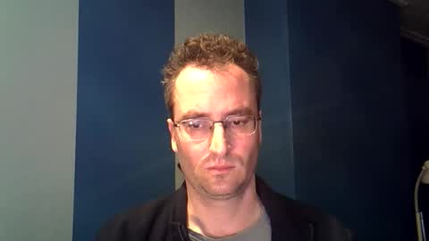 daanschr online show from March 8, 6:46 pm