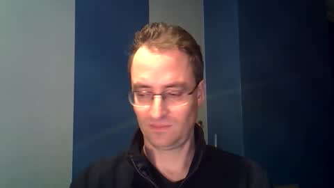 daanschr online show from March 2, 4:18 am